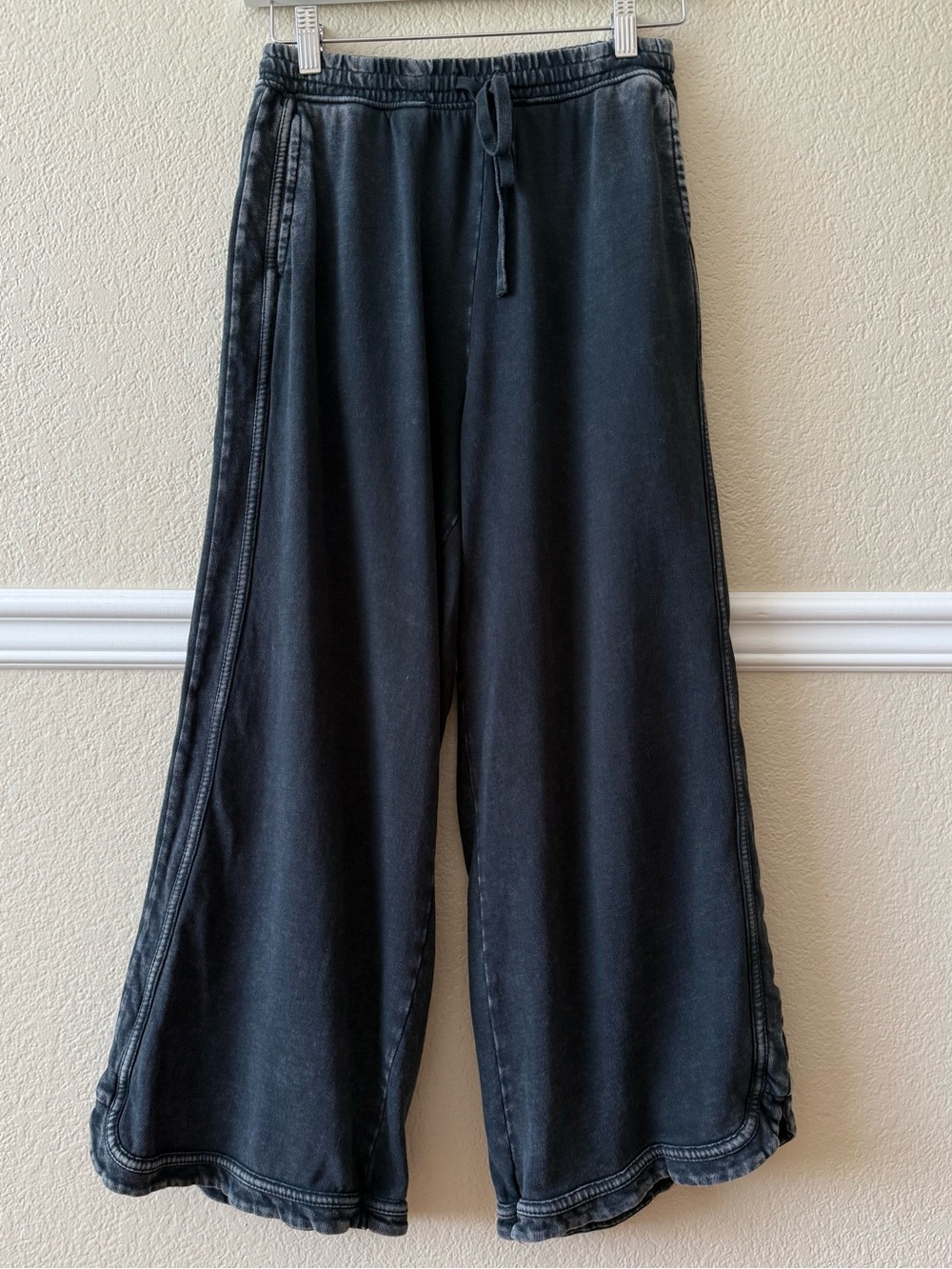 Three Bird Nest So Comfy Wide Leg Pant Elastic Waist Charcoal Black Small